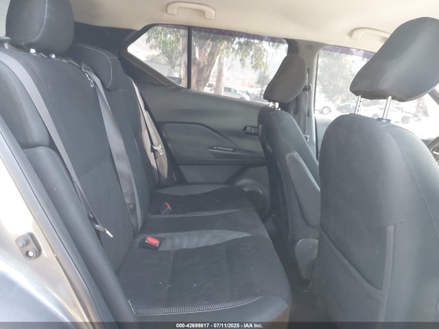3N1CP5BV8LL503185 Nissan 2020