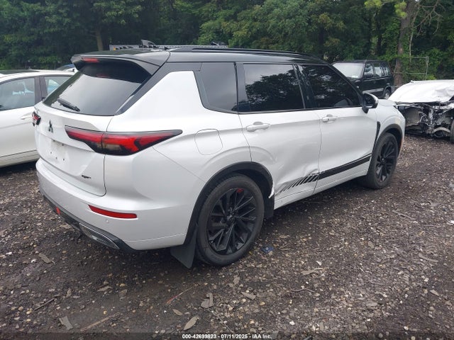 2022 MITSUBISHI OUTLANDER JA4J4VA87NZ007700 Photo 3