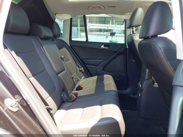 WVGAV7AX1FW536449 Volkswagen 2015