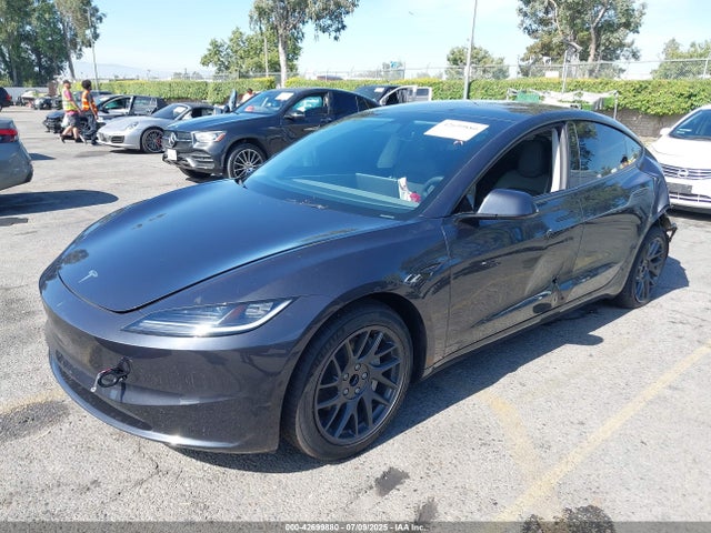 2025 TESLA MODEL 3 5YJ3E1EA1SF039478 Photo 1