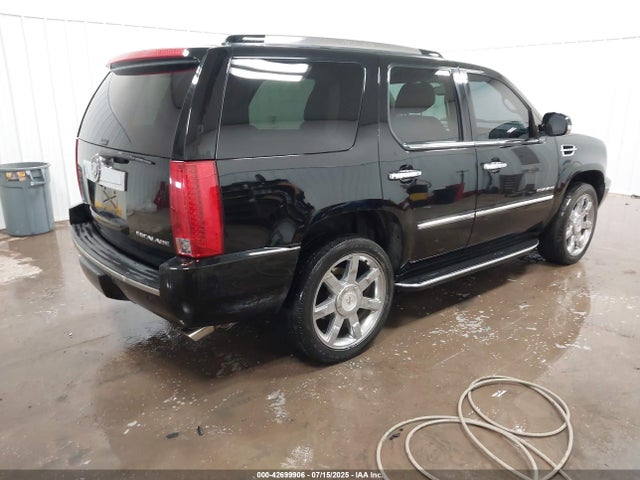 2011 CADILLAC ESCALADE 1GYS4BEF2BR339213 Photo 3