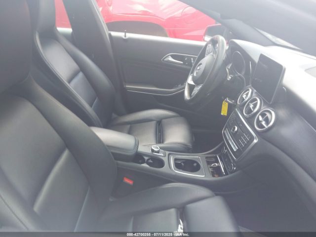 2018 MERCEDES-BENZ CLA 250 WDDSJ4GB0JN502876 Photo 4