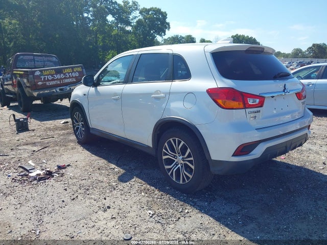 2018 MITSUBISHI OUTLANDER SPORT JA4AP3AU3JZ026280 Photo 2