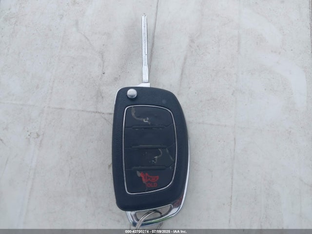 5NPE24AF9HH547308 Hyundai 2017