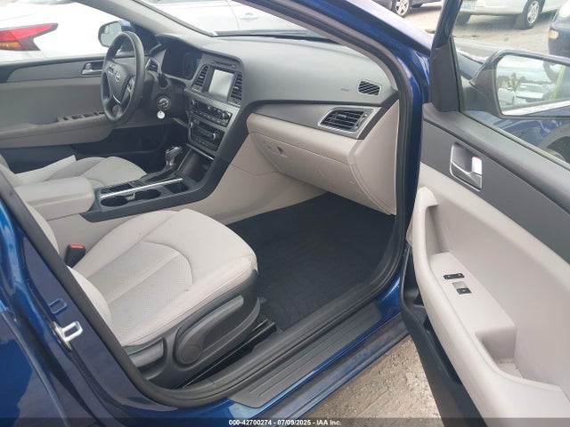 5NPE24AF9HH547308 Hyundai 2017