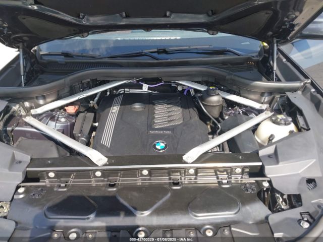 2022 BMW X5 5UXCR6C07N9L28695 Photo 9