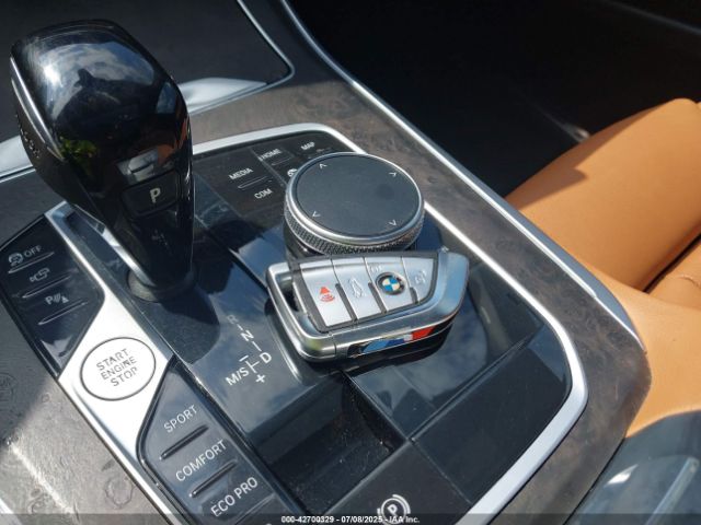 2022 BMW X5 5UXCR6C07N9L28695 Photo 10