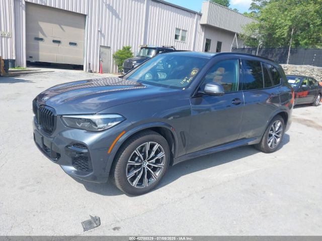 2022 BMW X5 5UXCR6C07N9L28695 Photo 1