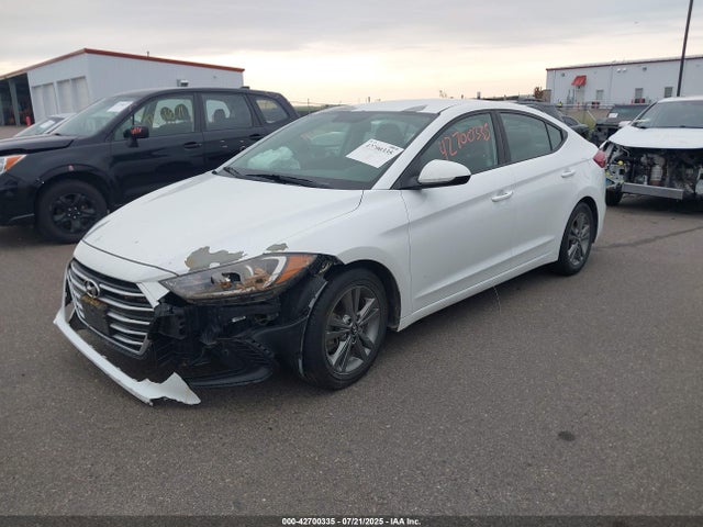 5NPD84LF7HH183946 Hyundai Elantra