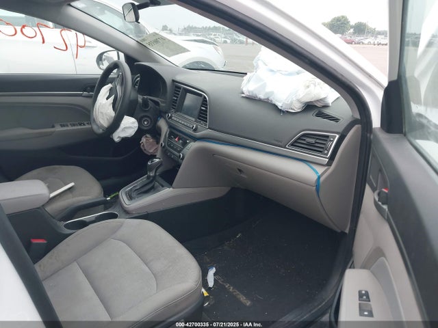 5NPD84LF7HH183946 Hyundai Elantra