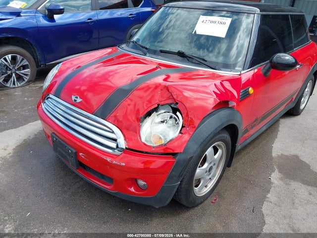 2010 MINI COOPER WMWMF3C52ATZ66999 Photo 5