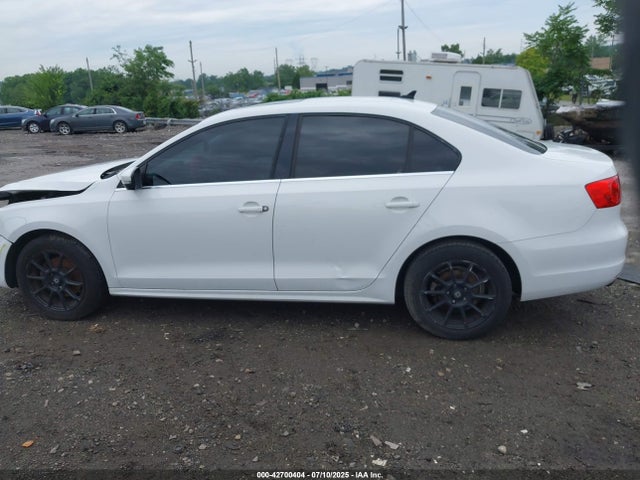 3VWD07AJ7EM368744 Volkswagen Jetta