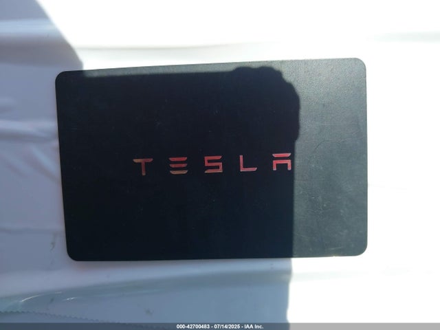 2024 TESLA MODEL Y 7SAYGDED8RF201955 Photo 10