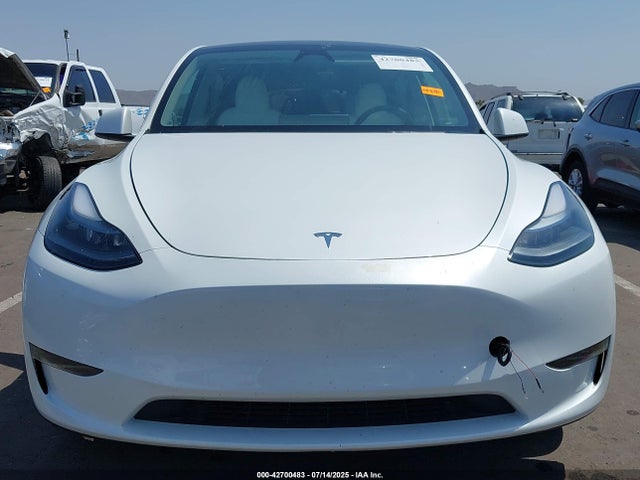 7SAYGDED8RF201955 Tesla Model Y