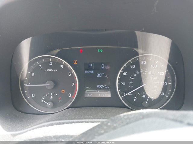 KMHD74LFXHU400569 Hyundai 2017