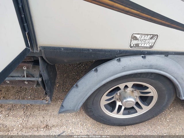 4YDT23R27GT415190 Keystone Elite