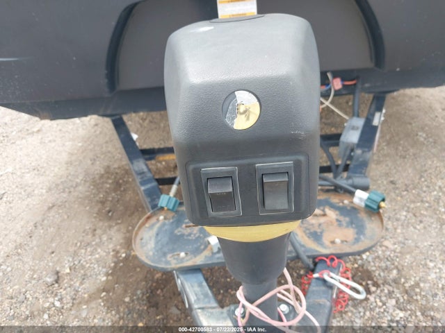 4YDT23R27GT415190 Keystone Elite