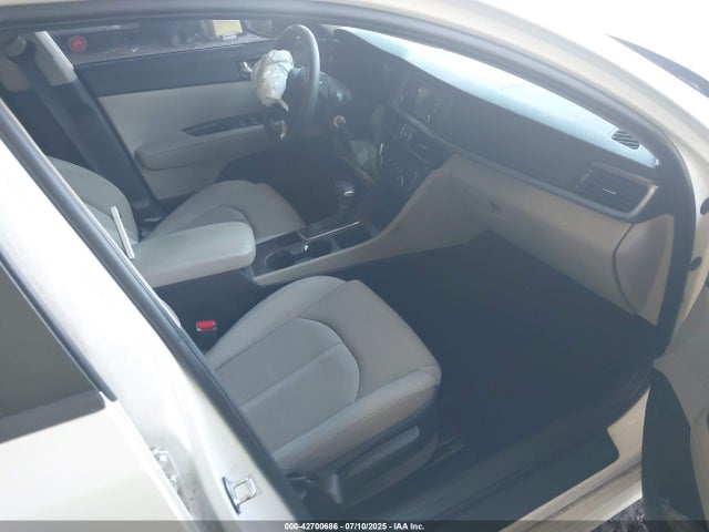 KNAGT4L3XH5179355 KIA gdi