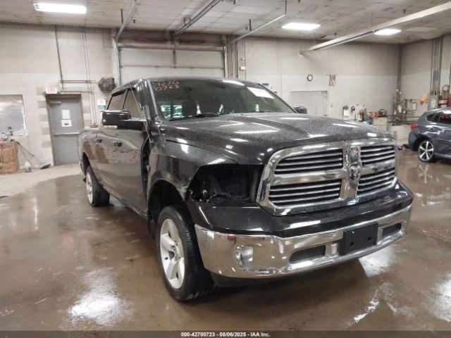 2017 RAM 1500 1C6RR7UT2HS625761 Photo 5