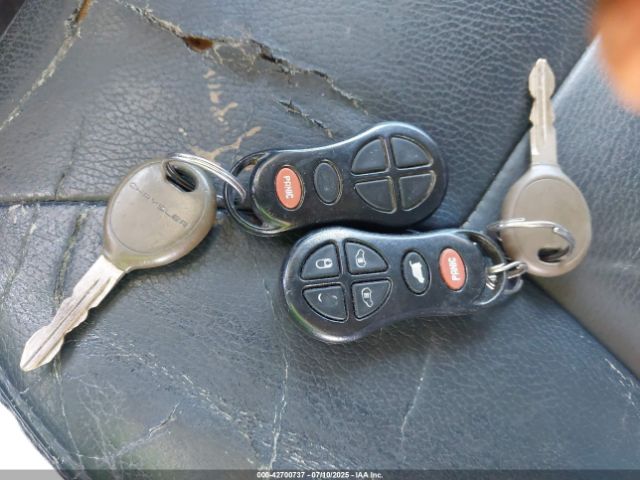 2003 CHRYSLER TOWN & COUNTRY 2C8GP54LX3R105648 Photo 10