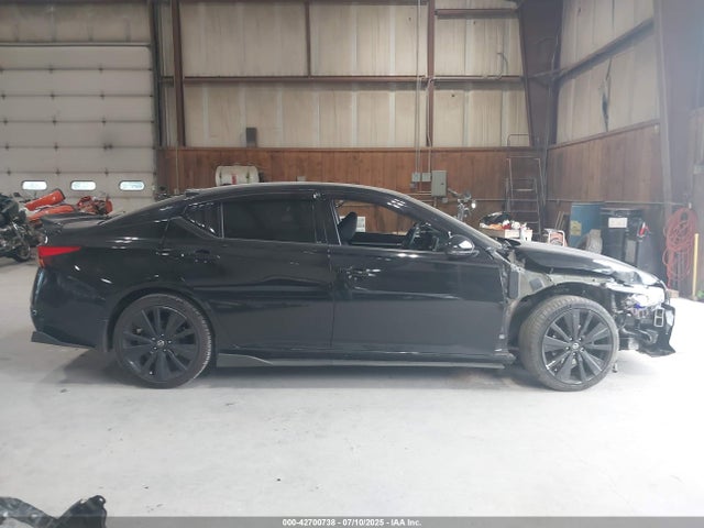 42700738 :رقم المزاد ، 1N4AL4FV3KC158216 vin ، 2019 Nissan Altima 2.0 Edition One مزاد بيع