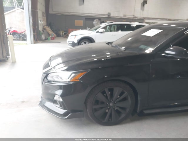 42700738 :رقم المزاد ، 1N4AL4FV3KC158216 vin ، 2019 Nissan Altima 2.0 Edition One مزاد بيع
