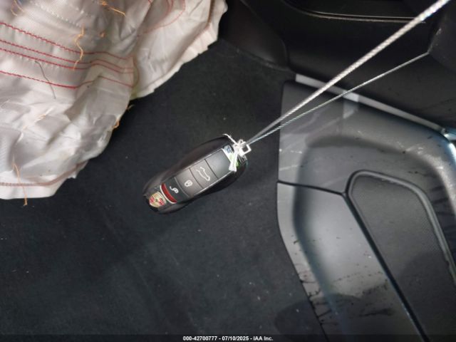 2017 PORSCHE MACAN WP1AA2A51HLB04884 Photo 10