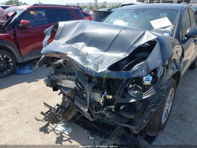 2017 PORSCHE MACAN WP1AA2A51HLB04884 Photo 5