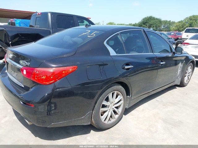 JN1BV7AP9FM345496 Infiniti 2015