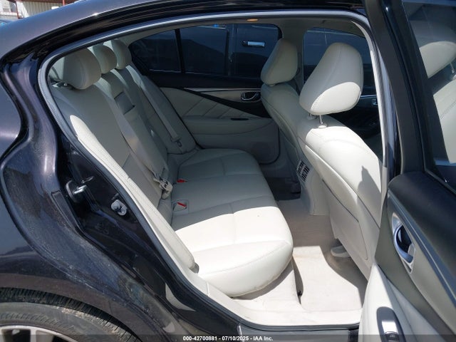 JN1BV7AP9FM345496 Infiniti 2015