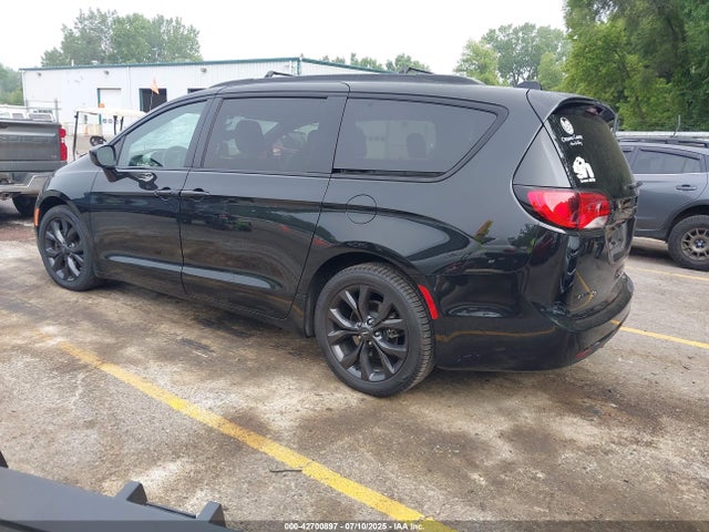 2C4RC1BGXJR175104 Chrysler Pacifica