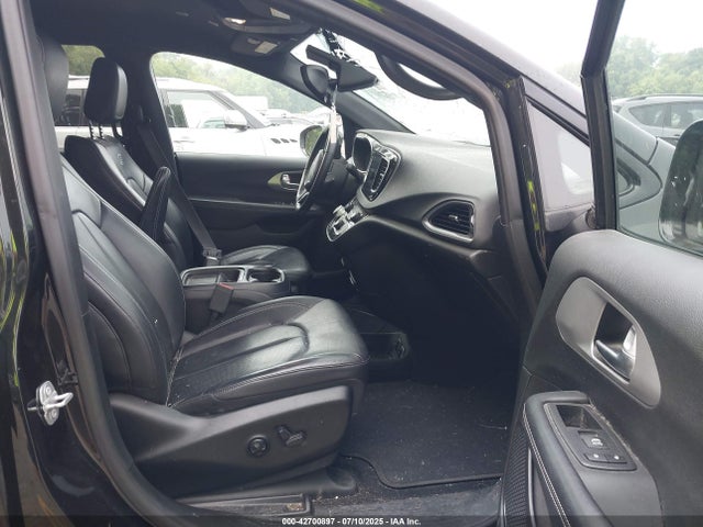 2C4RC1BGXJR175104 Chrysler Pacifica