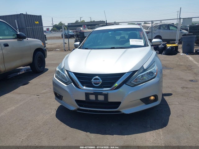 1N4AL3AP1HC204704 Nissan 2017