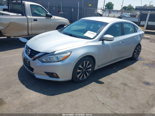 1N4AL3AP1HC204704 Nissan 2017