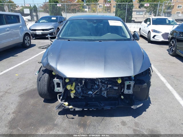 3VW5M7BU6RM038777 Volkswagen tsi