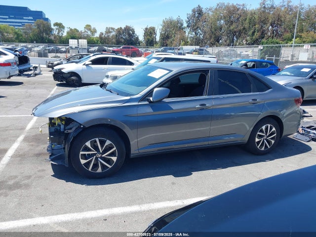 3VW5M7BU6RM038777 Volkswagen tsi