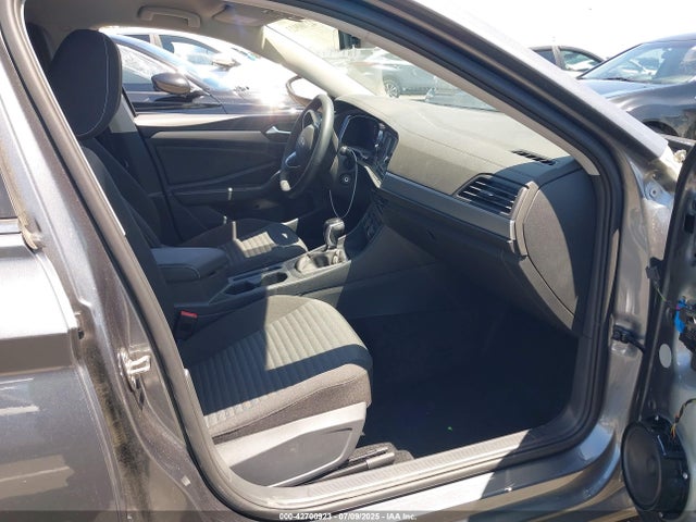 3VW5M7BU6RM038777 Volkswagen tsi