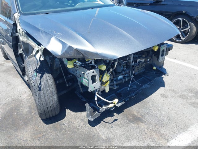 3VW5M7BU6RM038777 Volkswagen tsi