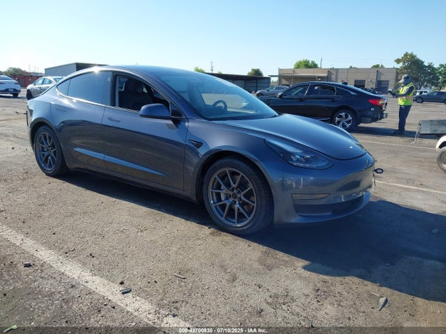 2021 TESLA MODEL 3 5YJ3E1EA3MF093027 Photo 0