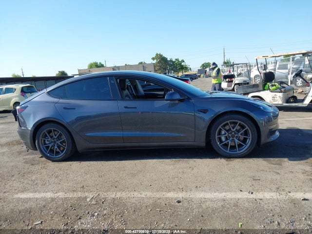 Tesla 2021 2021 5YJ3E1EA3MF093027 Image 12