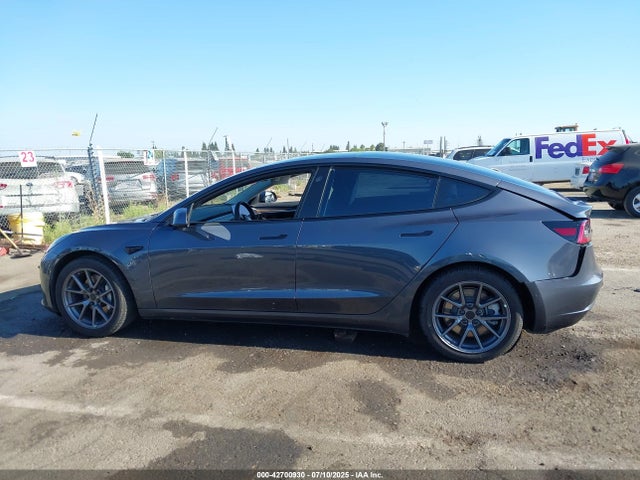 Tesla 2021 2021 5YJ3E1EA3MF093027 Image 13