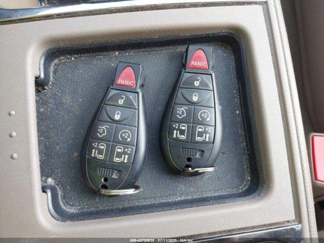 2011 CHRYSLER TOWN & COUNTRY 2A4RR8DG6BR605632 Photo 10