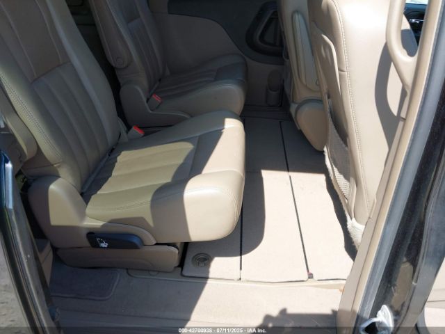 2011 CHRYSLER TOWN & COUNTRY 2A4RR8DG6BR605632 Photo 7