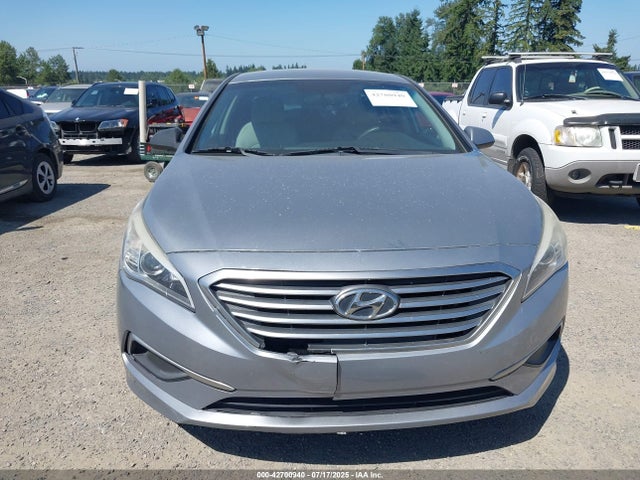Hyundai 2017 2017 5NPE24AF8HH575584 Image 12