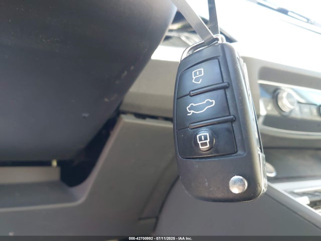 2020 AUDI Q3 WA1EECF32L1107344 Photo 10
