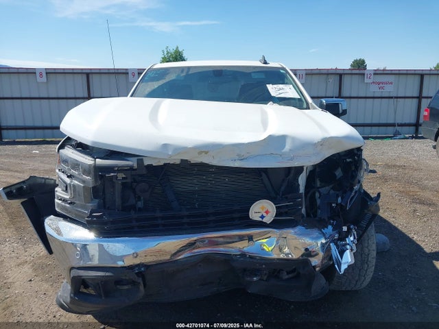 Chevrolet l84 2022 3GCUYDED7NG219036 Image 13