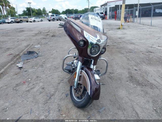 2016 INDIAN MOTORCYCLE CO. CHIEFTAIN 56KTCAAA9G3332894 Photo 4