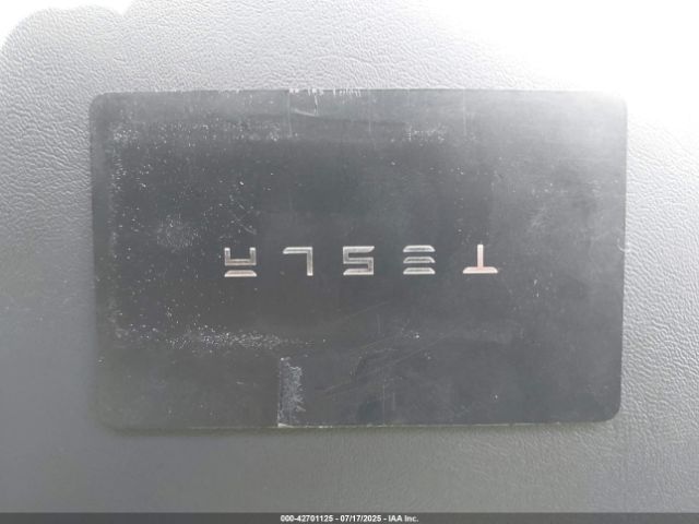 2024 TESLA MODEL Y 7SAYGDEE0RF007882 Photo 10