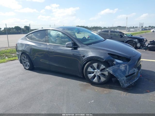 2024 TESLA MODEL Y 7SAYGDEE0RF007882 Photo 5