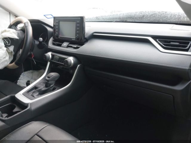 2020 TOYOTA RAV4 JTMW1RFV0LD521893 Photo 4